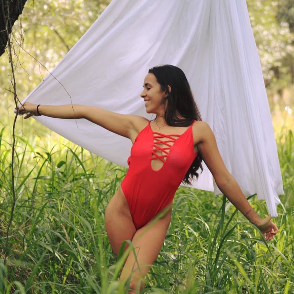 Meet your Posher, Hallie